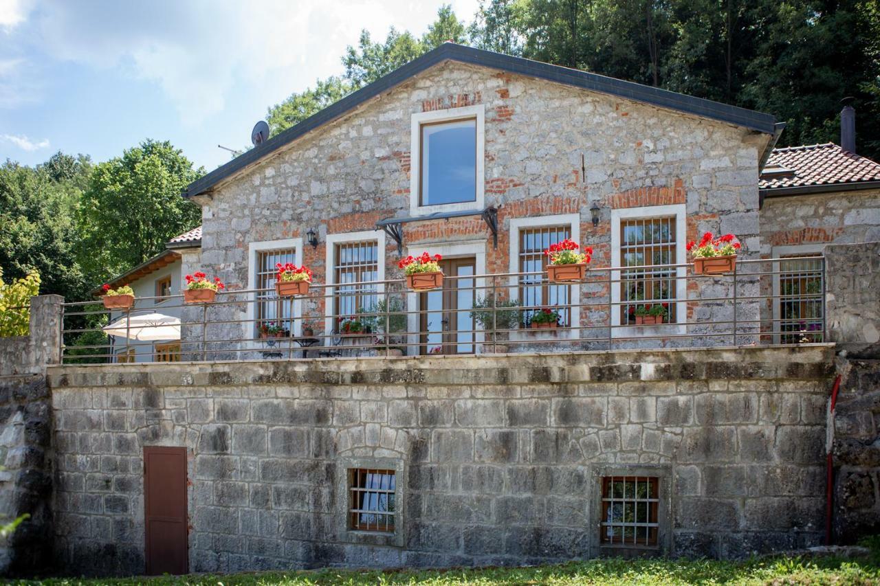 Villa Anton - The Old Dairy Hrusica  Buitenkant foto